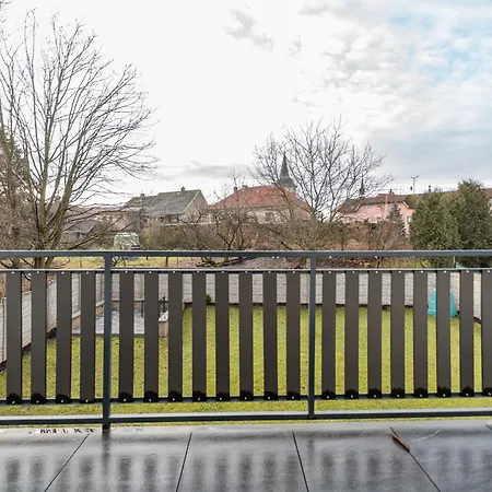Apartmany Tera Miletin Exterior photo
